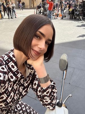 Bob Saç Modelleri: Trend Görünümlerle Tarzınızı Yenileyin 11 bob sac kesimi emily in paris